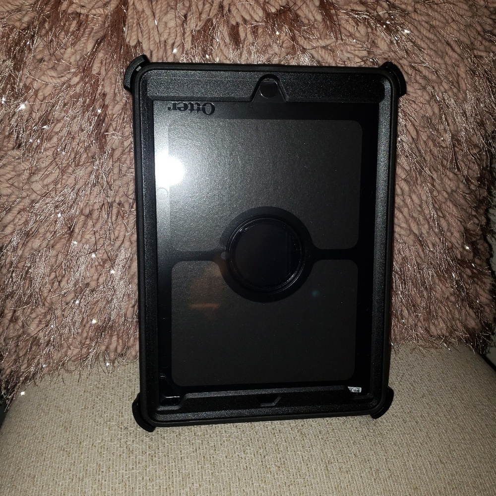 Otterbox case for Ipad Air